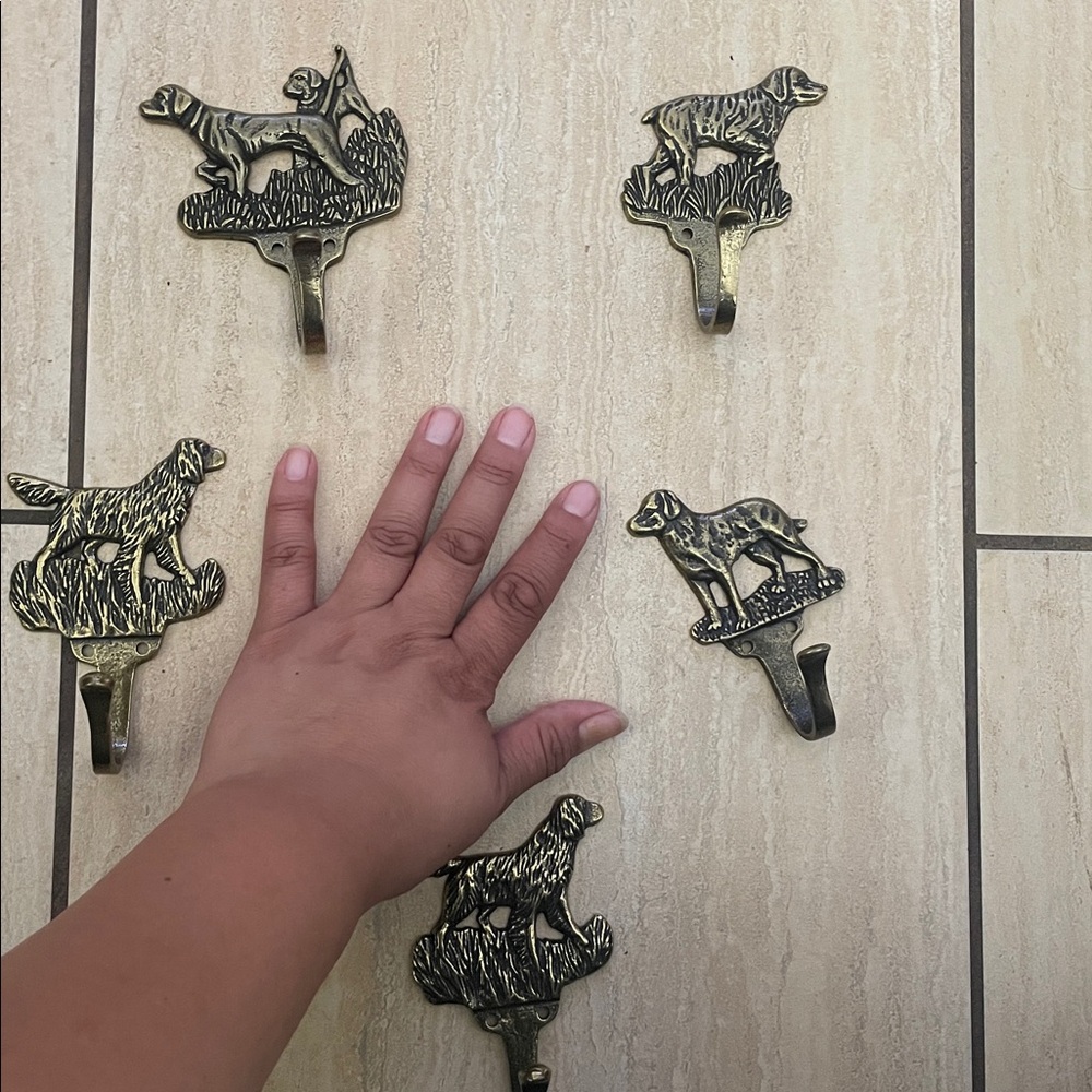 Set of 5 Dog Shaped Wall Hooks - Picture 6 of 6